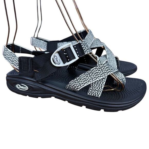 Chaco Shoes - Chaco Z/Volv Womens Black White Toe Ring Sporty Sandals Hiking Caming Shoes sz 7